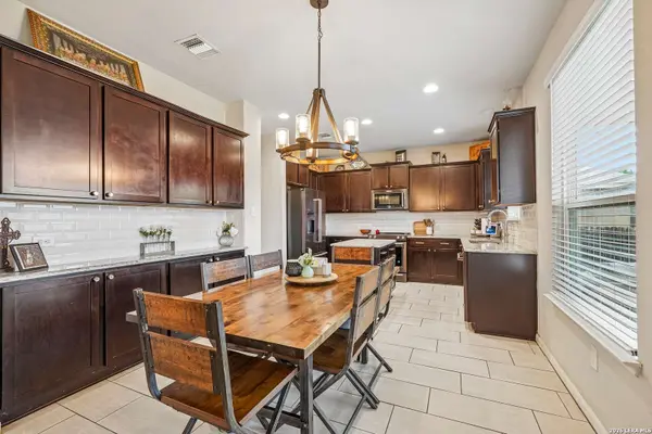1344 LAUREN ST, New Braunfels, TX 78130