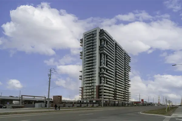 2550 Simcoe St N #715, Oshawa, L1L 0R5