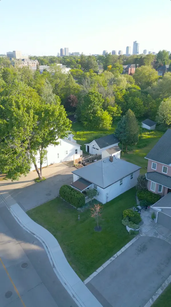 240 Main St Unionville, Markham, L3R 2H2