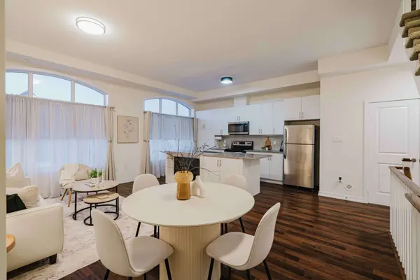 160 Glad Park Ave, Stouffville, L4A 1X1