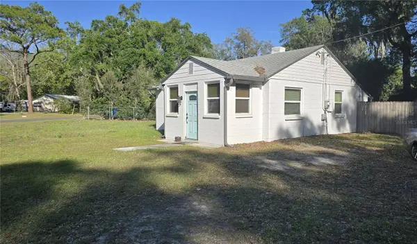 1131 NE 10TH AVE, Gainesville, FL 32601