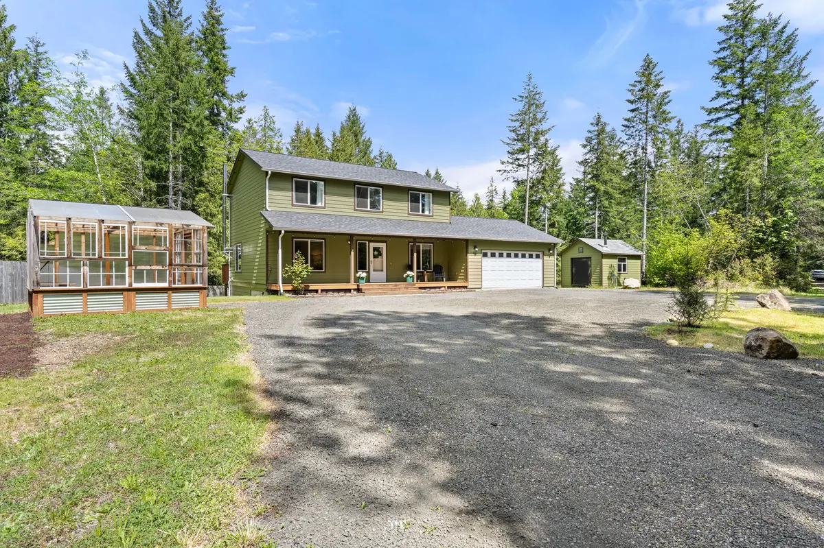 401 E Sunset Ridge Rd, Union, WA 98592-9676