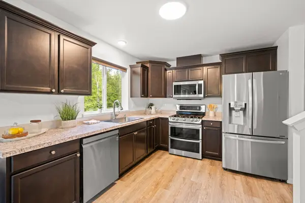 401 E Sunset Ridge Rd, Union, WA 98592-9676