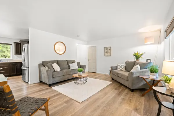 401 E Sunset Ridge Rd, Union, WA 98592-9676