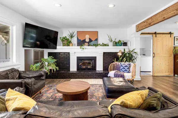 3282 Susileen DR, Reno, NV 89509