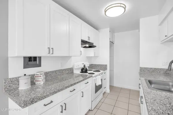 5011 Tahiti WAY #3, Reno, NV 89502