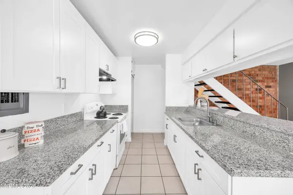 5011 Tahiti WAY #3, Reno, NV 89502
