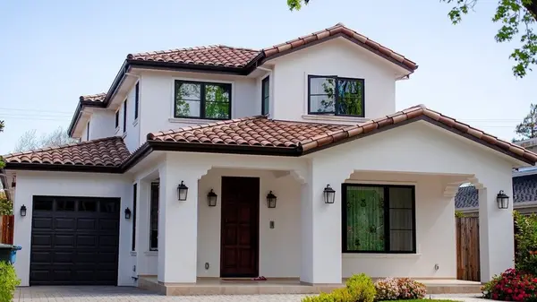 feature image of Why Boston Homeowners Are Selling Now: 5 Trends Every Home Buyer Should Know in 2026