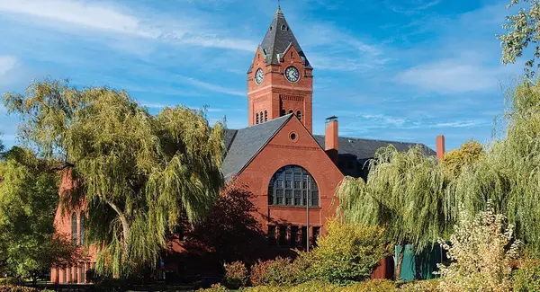 feature image of This Charming Boston Suburb Might Be Massachusetts' Best-Kept Secret