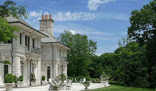 feature image of Brookline, MA Real Estate Guide: Living in One of Greater Boston's Most Desirable Communities