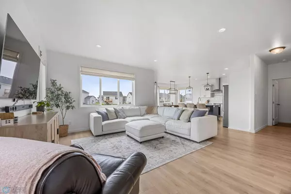 6654 Toronto DR S, Fargo, ND 58104