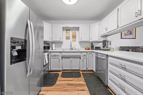 805 7th ST NE, Dilworth, MN 56529