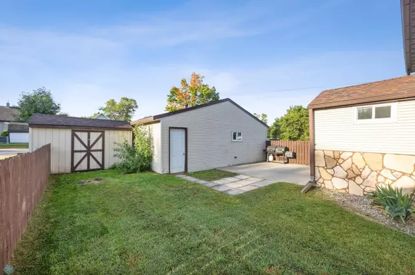 211 Hobart ST, Hawley, MN 56549