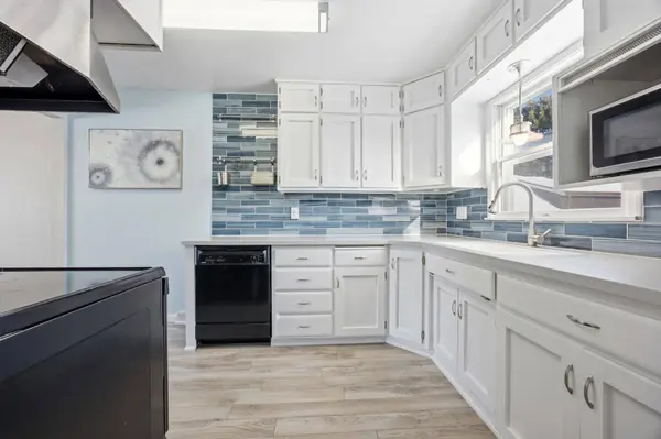 1905 9th ST N, Fargo, ND 58102