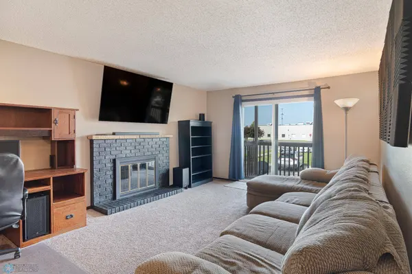 1129 22nd ST S #B12, Fargo, ND 58103