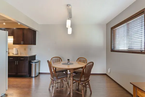 1129 22nd ST S #B12, Fargo, ND 58103