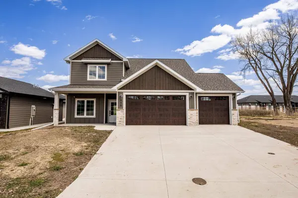 520 Leonard ST, Hawley, MN 56549