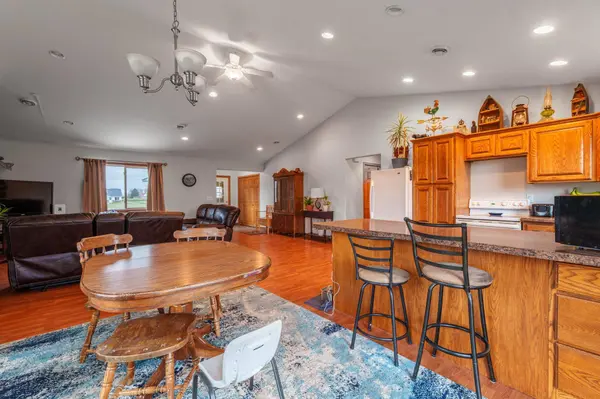 206 Lincoln AVE E, Ulen, MN 56585