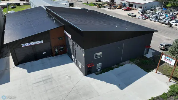 1413 23rd ST S, Moorhead, MN 56560