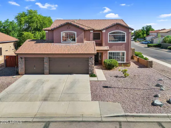 941 E STIRRUP Lane, San Tan Valley, AZ 85143