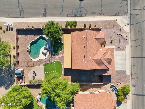 941 E STIRRUP Lane, San Tan Valley, AZ 85143