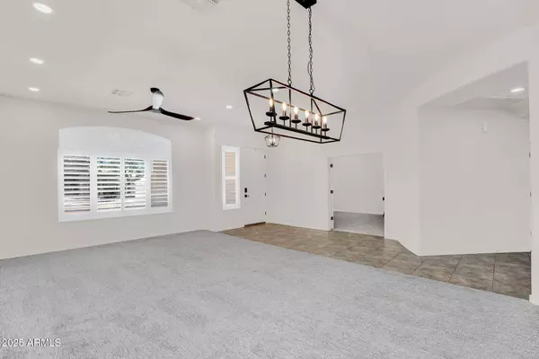 4323 E REINS Road, Gilbert, AZ 85297