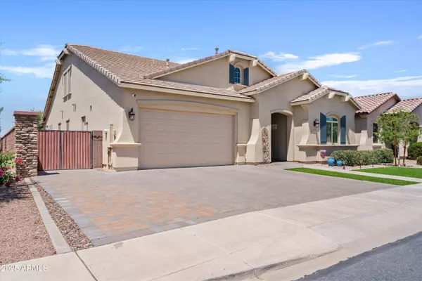 1246 W SPINE TREE Avenue, Queen Creek, AZ 85140