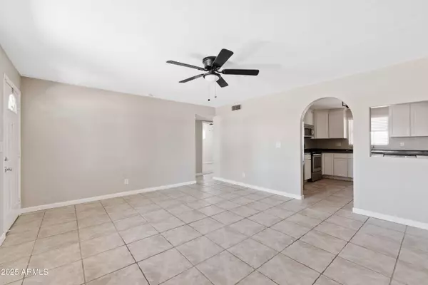 10535 E BOULDER Drive, Apache Junction, AZ 85120