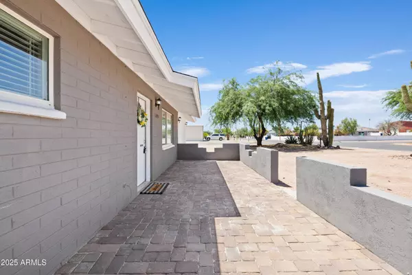 10535 E BOULDER Drive, Apache Junction, AZ 85120