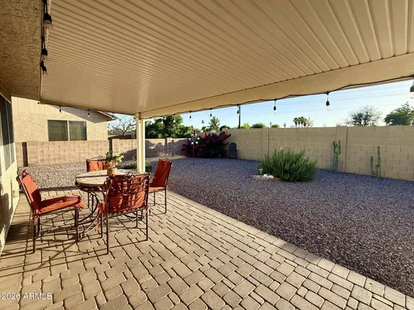 564 S 76TH Place, Mesa, AZ 85208
