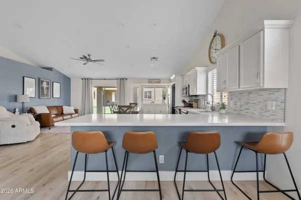 11240 E RAMONA Avenue, Mesa, AZ 85212