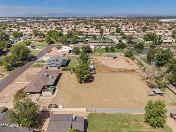 950 E REMINGTON Drive, Chandler, AZ 85286