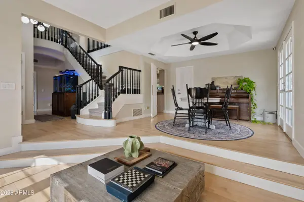 936 S LINDA Circle, Mesa, AZ 85204