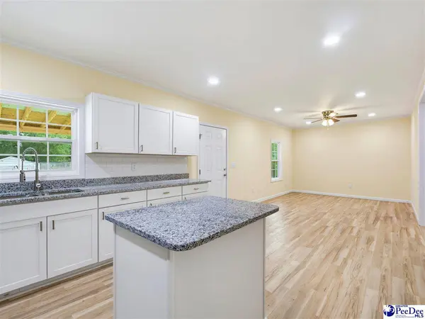 2090 Harry Byrd Hwy, Darlington, SC 29532