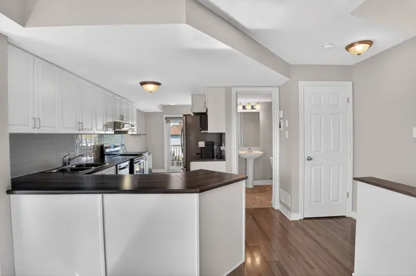 2342 Esprit DR, Orleans - Cumberland And Area, ON K4A 0T5