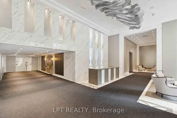 111 Champagne AVE S #307, Dows Lake - Civic Hospital And Area, ON K1S 5V3