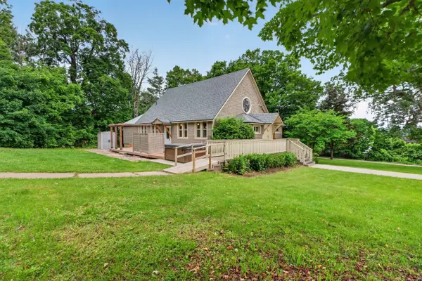 26 Charbonneau ST, Mcnab/braeside, ON K0A 1G0