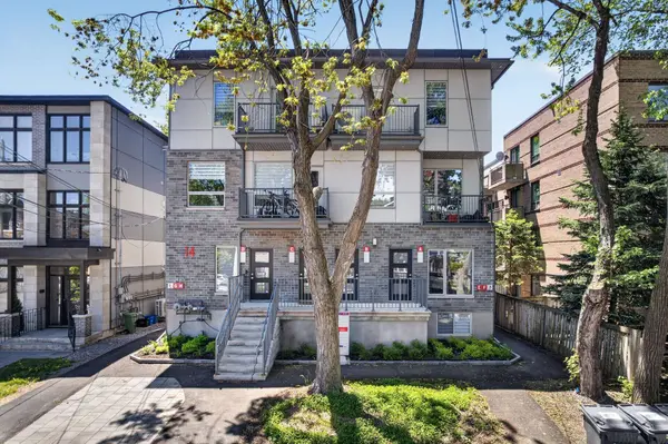 14 Stevens AVE #8, Vanier And Kingsview Park, ON K1K 1K5