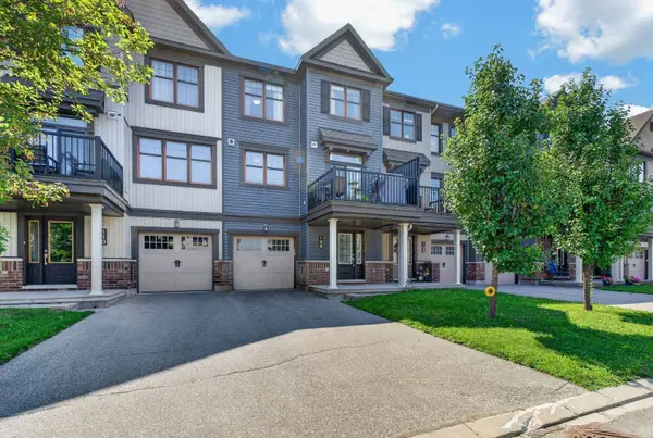 108 Sweetwater LN, Kanata, ON K2T 0L1