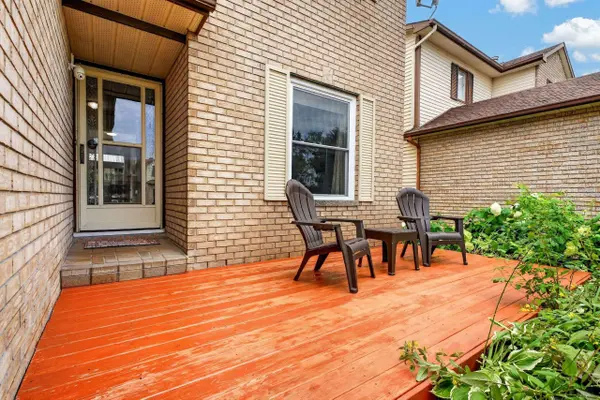 56 Victor ST, Stittsville - Munster - Richmond, ON K2S 1H8