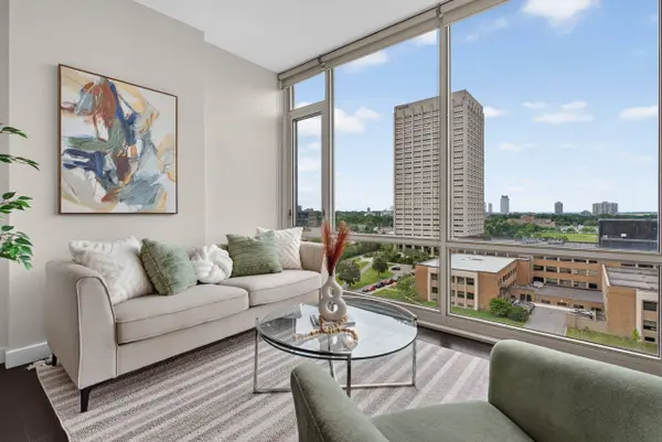 201 Parkdale AVE #1004, West Centre Town, ON K1Y 1E8