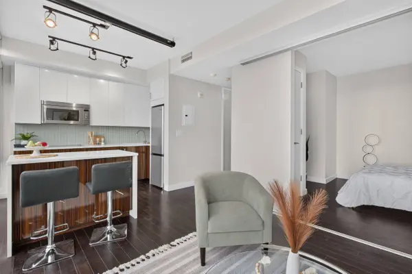 201 Parkdale AVE #1004, West Centre Town, ON K1Y 1E8