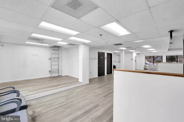 3301 RHODE ISLAND AVE, Mount Rainier, MD 20712