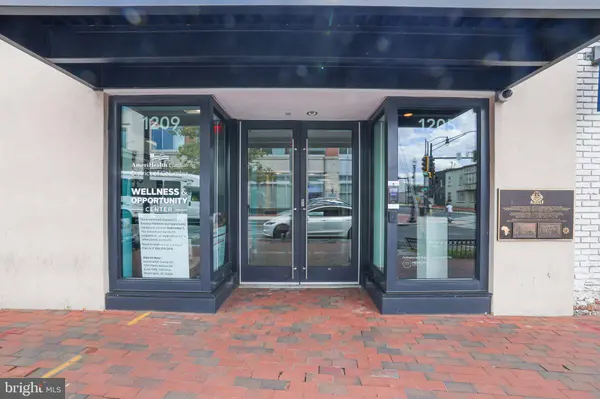 1209 MARION BARRY AVE SE, Washington, DC 20020