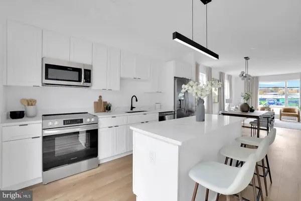 2447 SHANNON PL SE, Washington, DC 20020