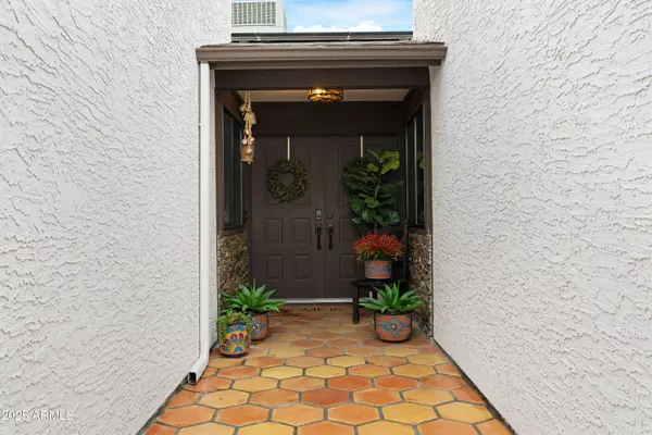 10406 E SILVERTREE Drive, Sun Lakes, AZ 85248