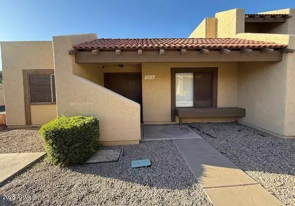 5813 W Gelding Drive, Glendale, AZ 85306