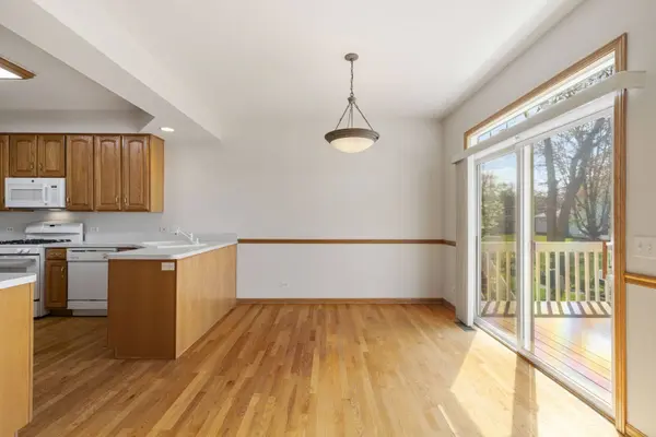 2143 Ashley CT, Downers Grove, IL 60515