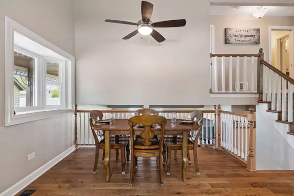 16906 Grissom DR, Tinley Park, IL 60477