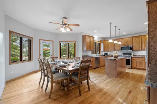 2717 Meadow Path, New Lenox, IL 60451